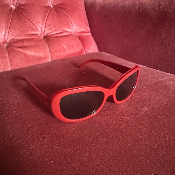 AIRE SUNNIES: Chunky Red Sunglasses - Picture 6 of 7